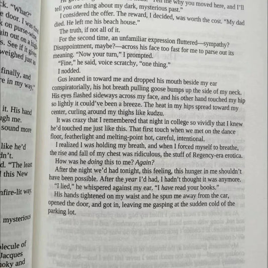 Beach Read By Emily Henry Adult Novel New York Times Bestseller Paperback In English