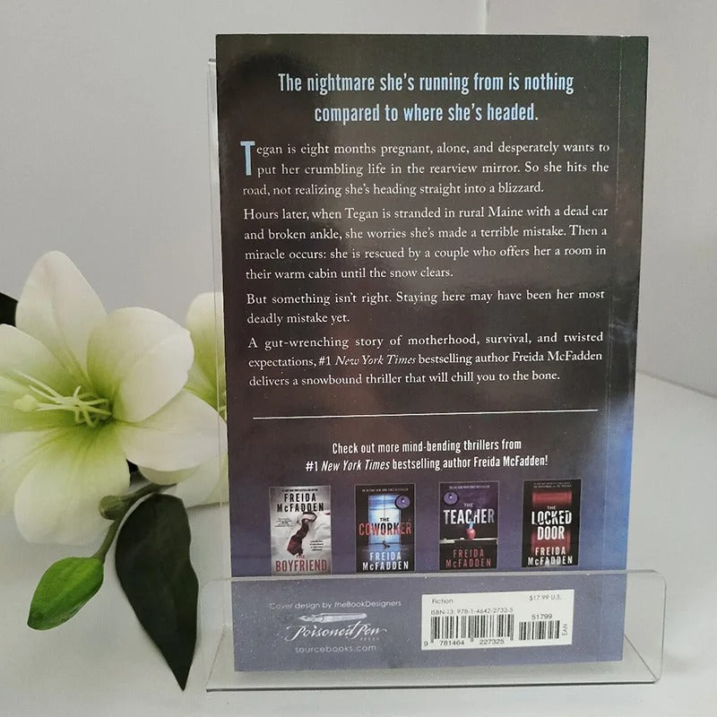FREIDA MCFADDEN THE CRASH Danger lies at the end of the road...Thrilling Pop English Version Libros Livros