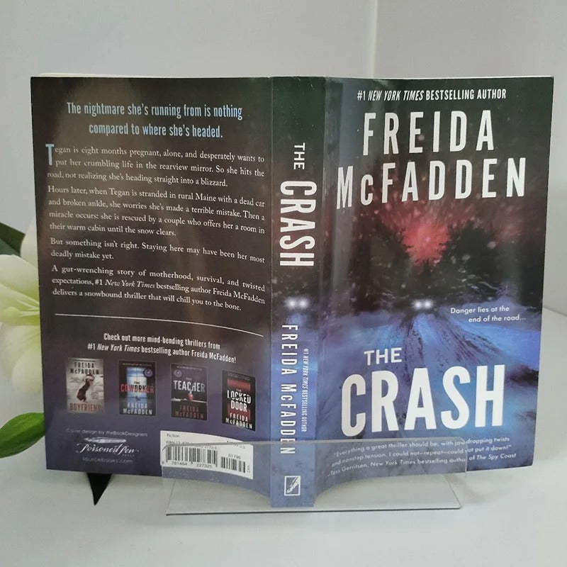 FREIDA MCFADDEN THE CRASH Danger lies at the end of the road...Thrilling Pop English Version Libros Livros