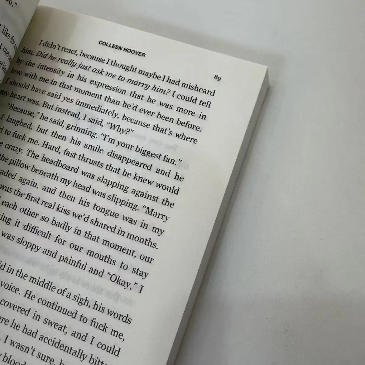 Verity By Colleen Hoover Paperback Book in English