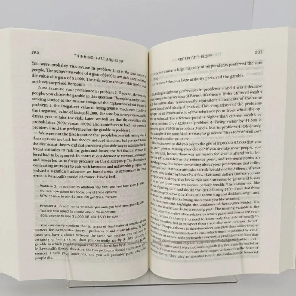 Daniel Kahneman Thinking,fast and Slow Reading English Books for Adult A Lifetimes Worth of Wisdom Economic Management Book